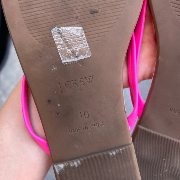 J. Crew Hot Pink Faux Leather Flip Flops Size 10 - Picture 4 of 4